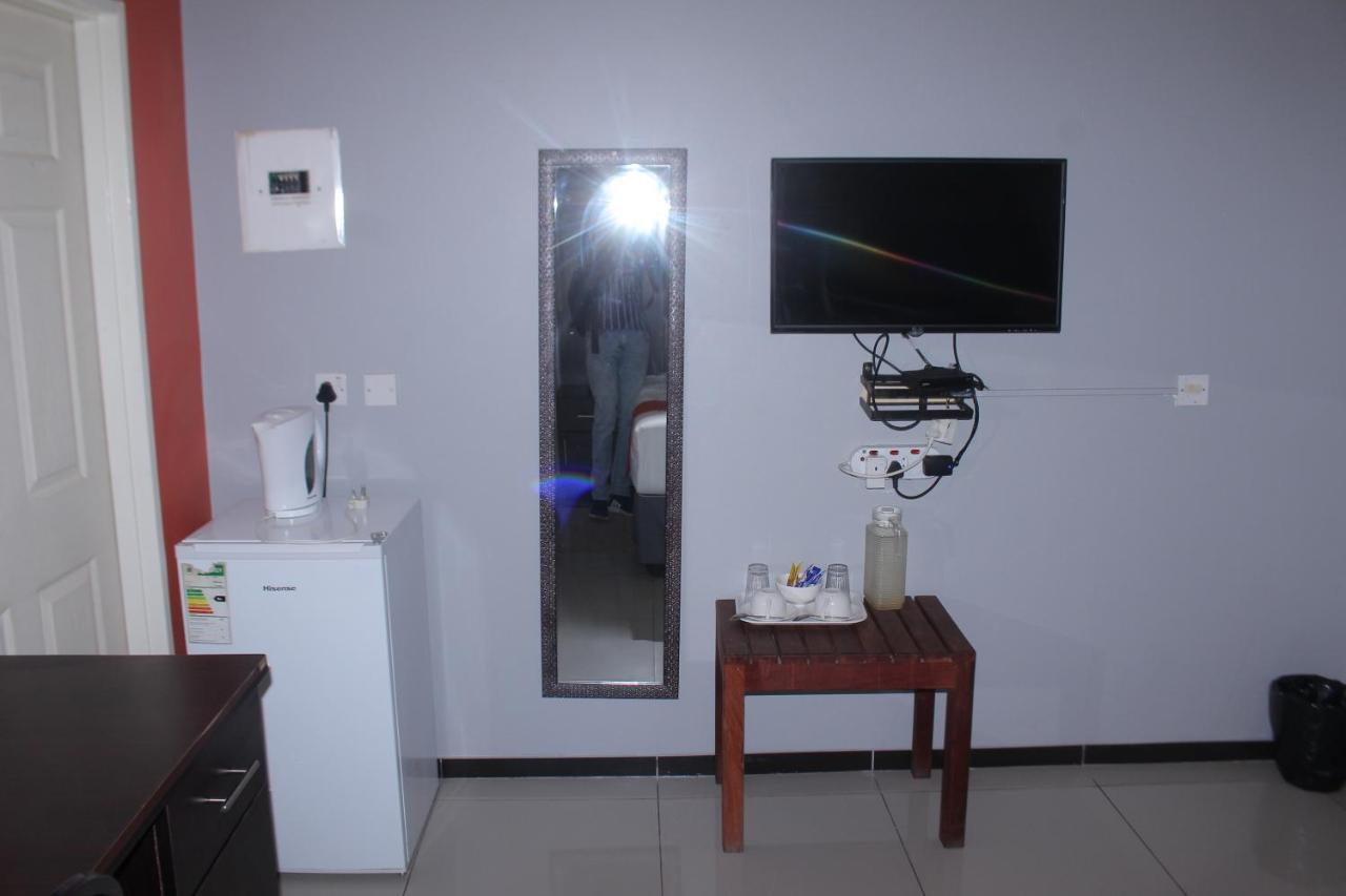 Global Guest House 卡萨内 外观 照片