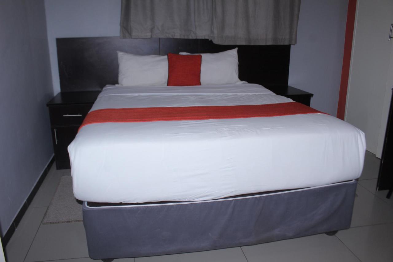 Global Guest House 卡萨内 外观 照片