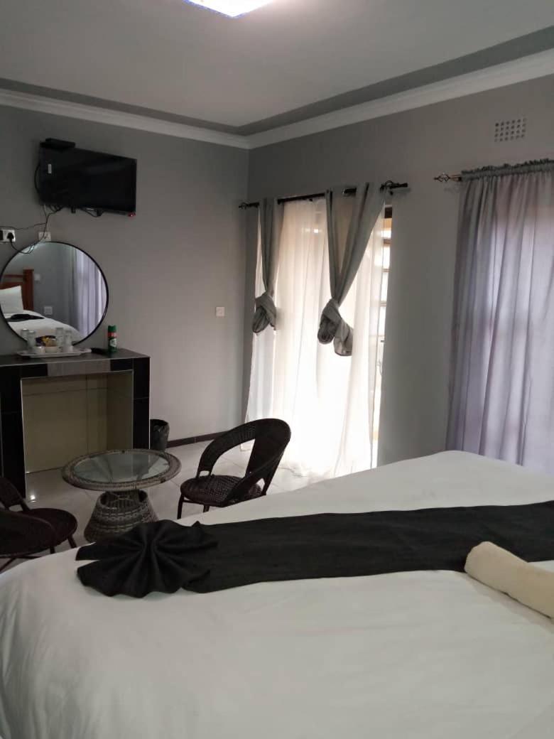 Global Guest House 卡萨内 外观 照片